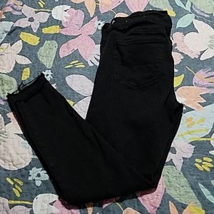 Black American Eagle distressed jeggings